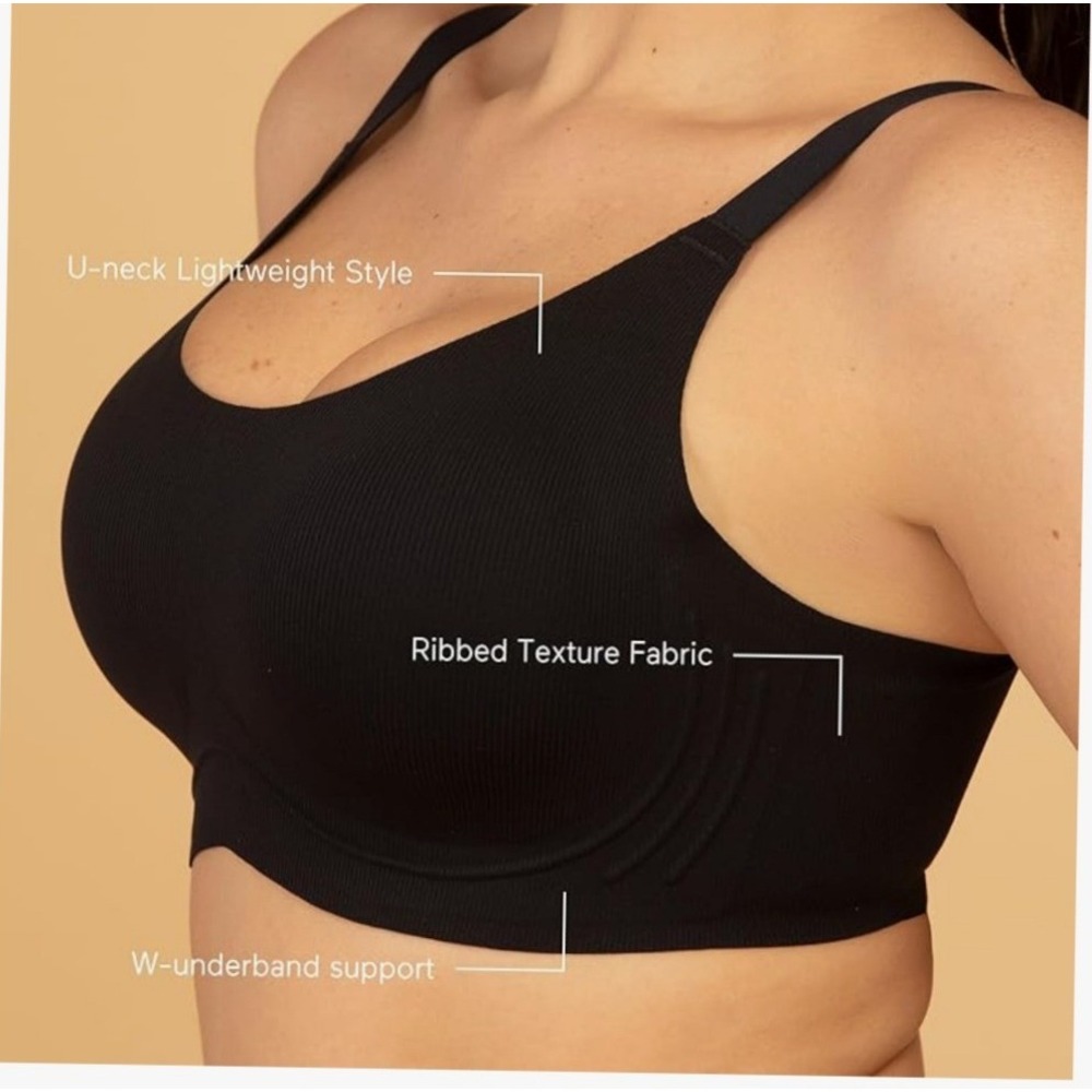 Comfelie Everyday Bra EB058 Black Seamless Wireless Ribbed Size Small New‎